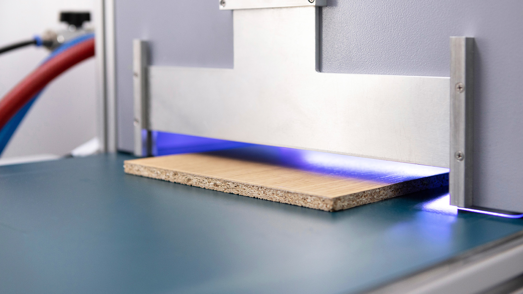 Additive solutions for radiation-curable systems